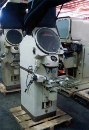 16" Nikon V16, vert proj,