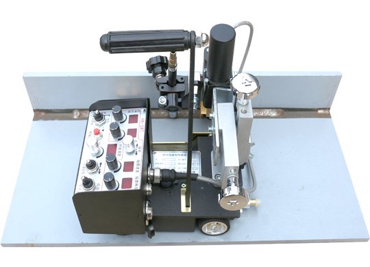 HK-5WF全位置自动焊接小车