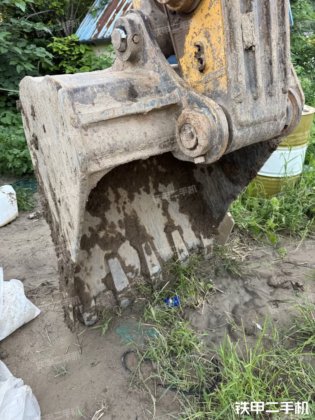 2020 SDLG E6210F