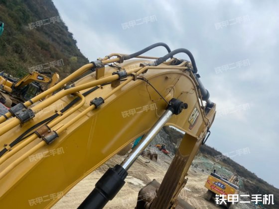 2023 CATERPILLAR 新一代CAT®352 液压