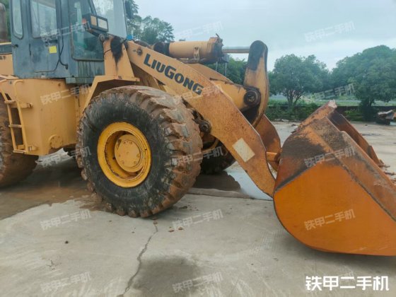2013 LIUGONG CLG855