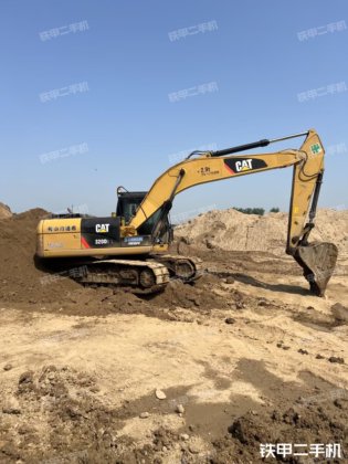 2019 年 CAT 320D2L