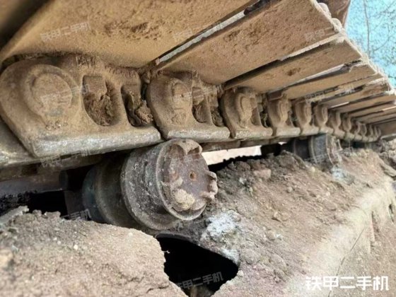 2013 凯特彼勒 320D