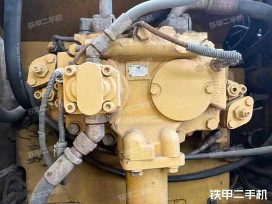 2013 凯特彼勒 320D