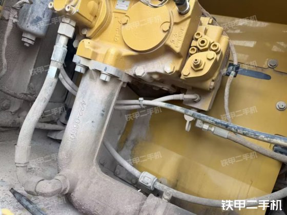 2018年 キャタピラー 326D2 L