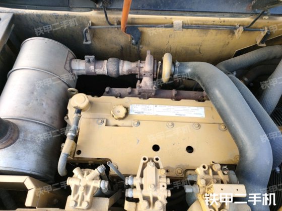 2015年 卡特彼勒 320D2