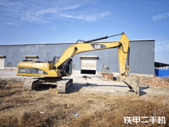 2008年キャタピラー324D