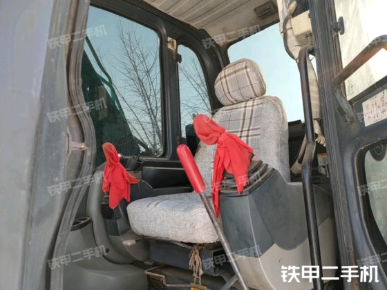 2016 KOBELCO SK130-8