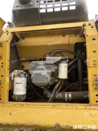 2019 年 Komatsu PC240LC-8M0