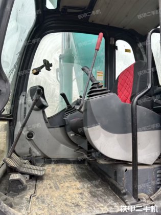 2016 KOBELCO SK130-8