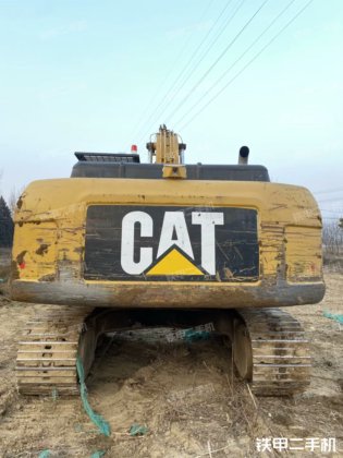 2016 年 CAT 329D2L