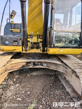 2017 CATERPILLAR 323D2L