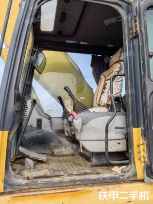 2004 コマツ PC200-7