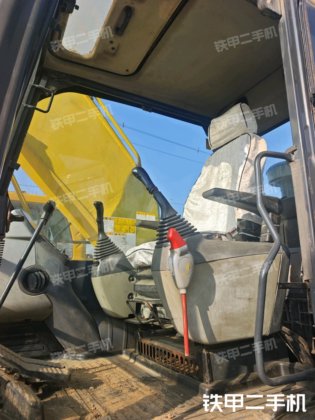 2020年小松PC240LC-8M0