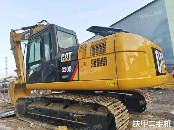 2013年キャタピラー 320D