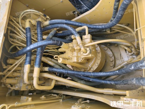 2013年キャタピラー 320D