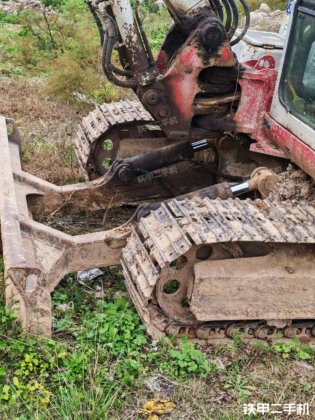 2012年Takeuchi TB180