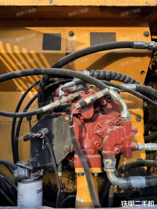 2016 HYUNDAI R210W-9