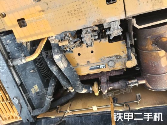 2011 凯特彼勒 323DL