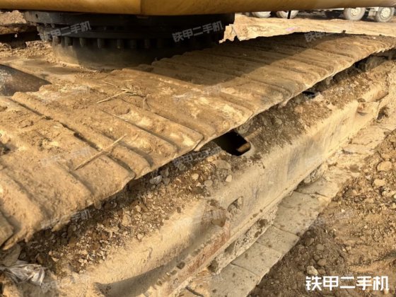 2016年 CAT儿 320D2