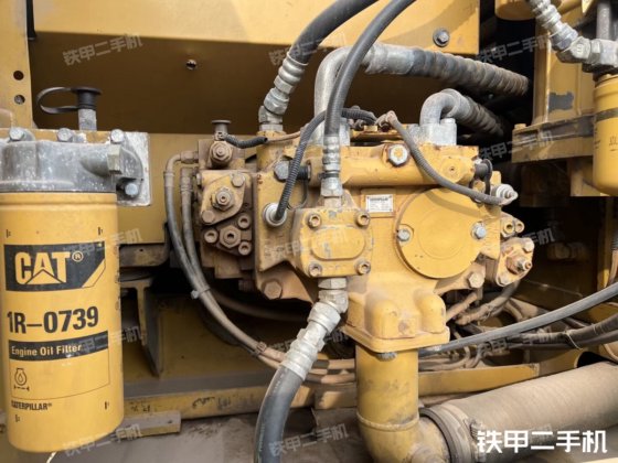 2016年 CAT儿 320D2