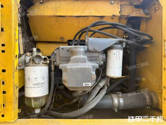 2016 小松 PC210-8M0