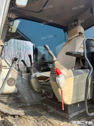 2016 小松 PC210-8M0