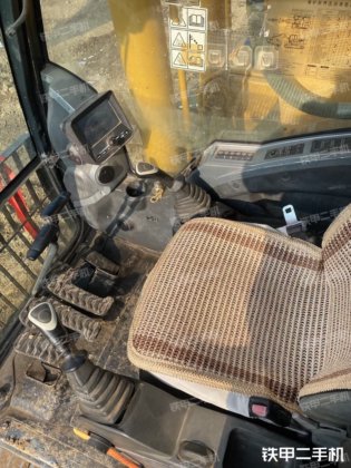 2015 HYUNDAI R265LC-9