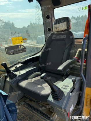 2022 XCMG XE135D Pro