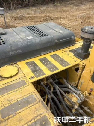 2020 KOMATSU PC200-8M0