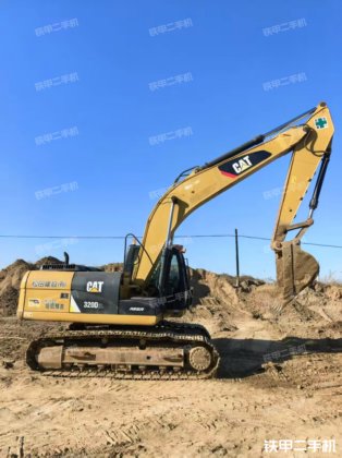 2016年 CAT儿 320D2