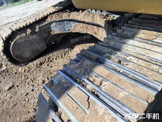 2016年 CAT儿 320D2