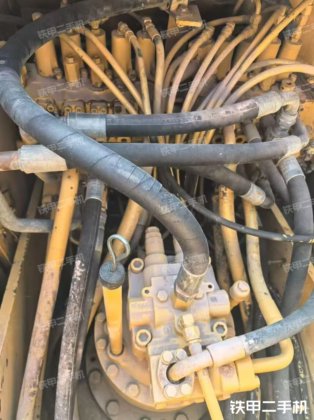 2016年キャタピラー 320D2