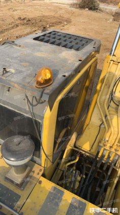 2016コマツPC240LC-8M0