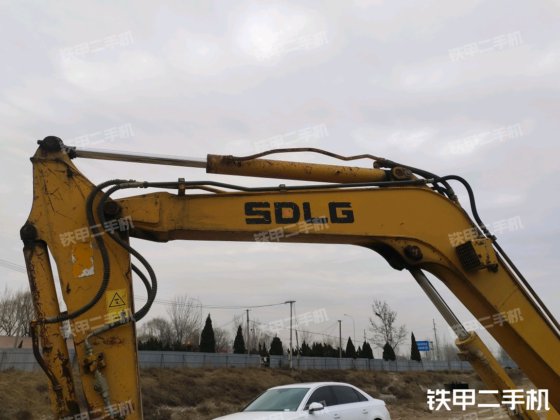 2016 SDLG E660F