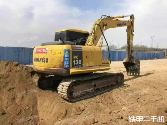 2014年 コマツ PC130-7