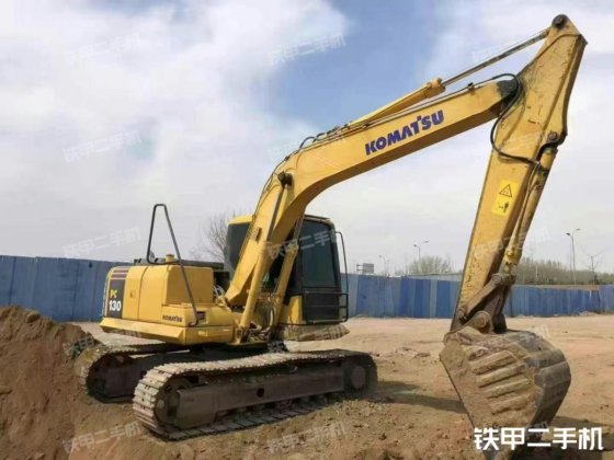 2014年 コマツ PC130-7