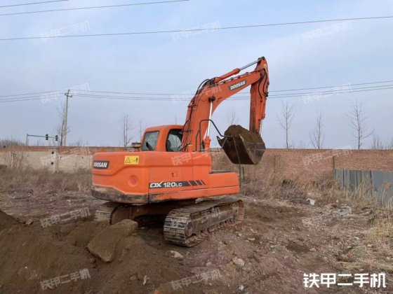 2016 DOOSAN DX120