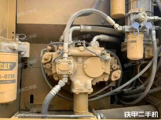 2016年 CAT儿 320D2