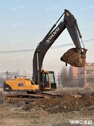 2016年 VOLVO EC290CL