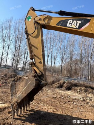 2017 CATERPILLAR 320D2