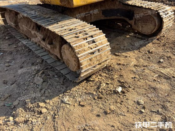 2017 CATERPILLAR 320D2