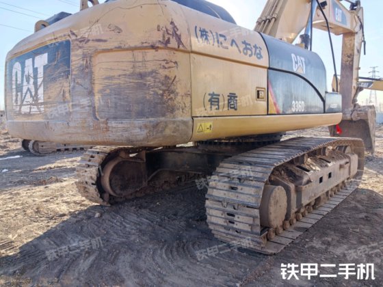 2018年 CAT-؟ 336D2