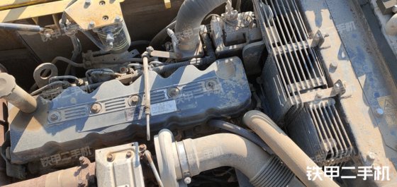 2016コマツPC240LC-8M0