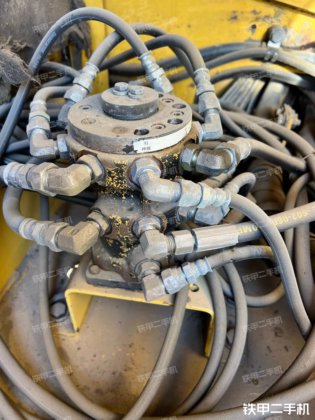 2020 KOMATSU PC200-8M0