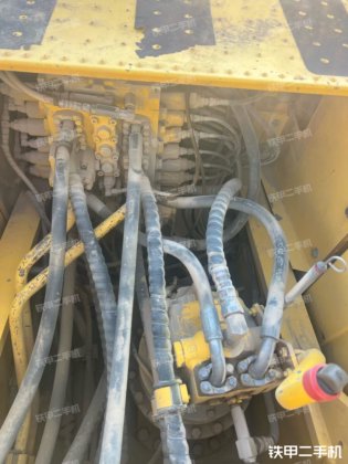 2020年コマツPC200-8M0