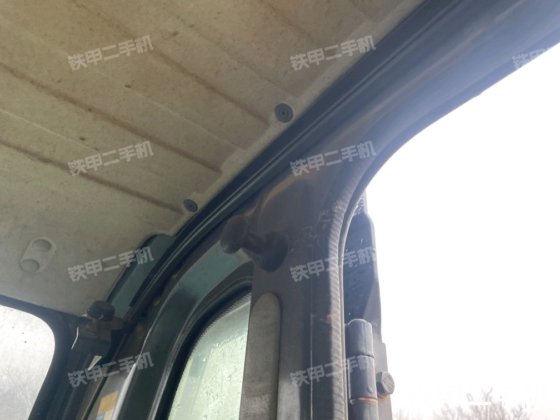 2011 KOBELCO SK210LC-8