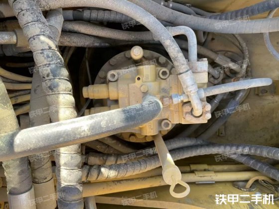 2016年 キャタピラー 320D2L