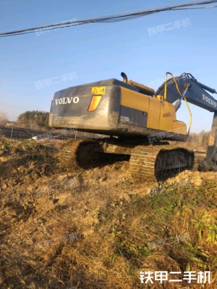 2019 VOLVO EC210D