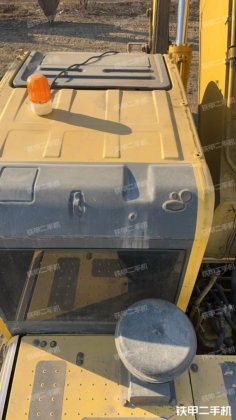 2016コマツPC240LC-8M0